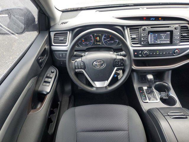 used 2019 Toyota Highlander car, priced at $22,200