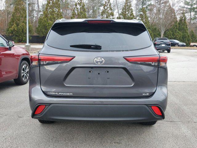 used 2022 Toyota Highlander car, priced at $33,000