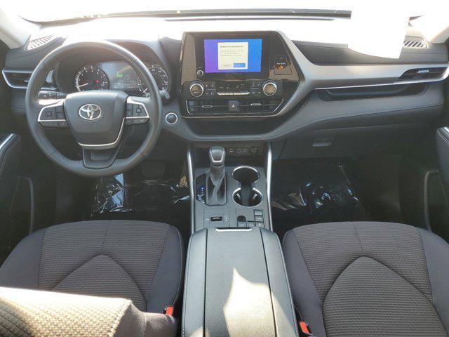 used 2024 Toyota Highlander car, priced at $38,250