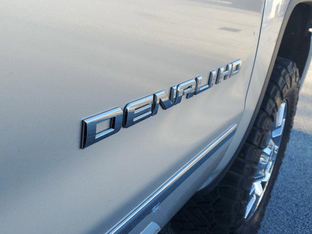 used 2015 GMC Sierra 2500 car, priced at $41,153