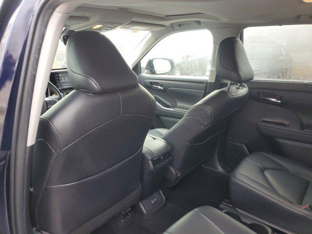 used 2022 Toyota Highlander car, priced at $35,000