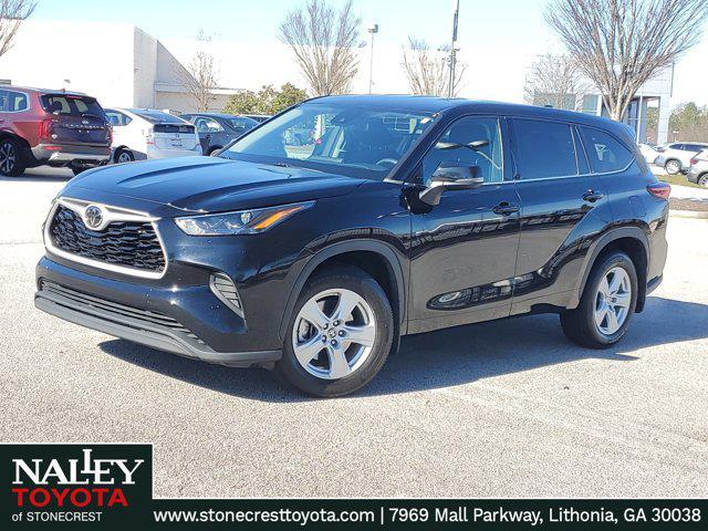 used 2022 Toyota Highlander car, priced at $29,450