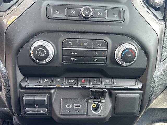 used 2025 GMC Sierra 1500 car, priced at $31,897