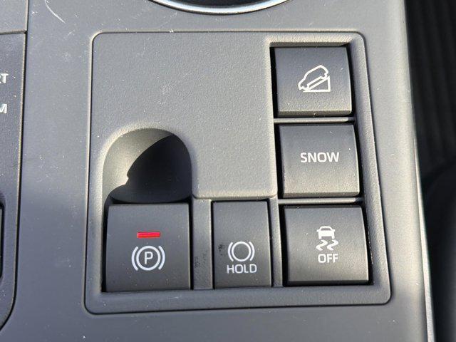 new 2026 Toyota Highlander car, priced at $50,374