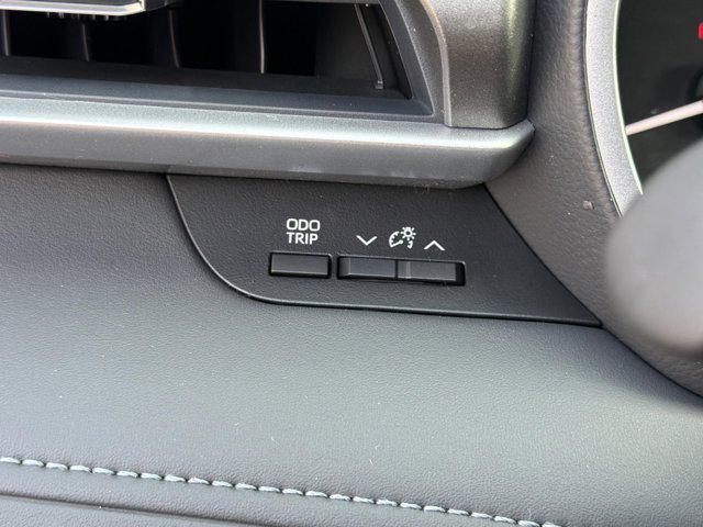 new 2026 Toyota Highlander car, priced at $50,374