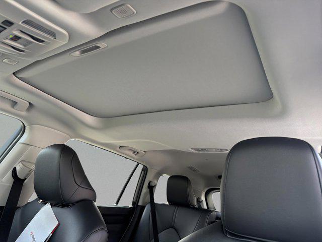 new 2026 Toyota Highlander car, priced at $50,374