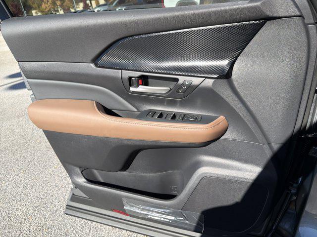 new 2026 Toyota Grand Highlander Hybrid car, priced at $64,853