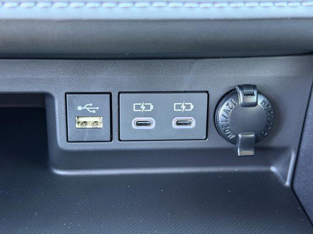 new 2025 Toyota Highlander car, priced at $57,464