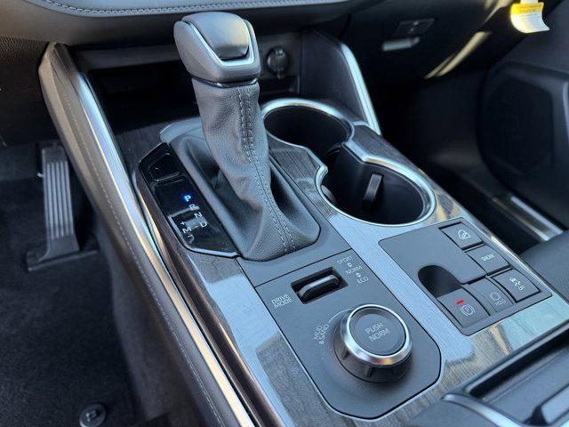 new 2025 Toyota Highlander car, priced at $57,464
