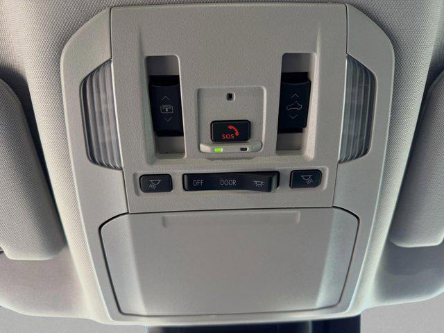 new 2025 Toyota Highlander car, priced at $57,464