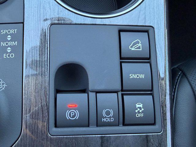 new 2025 Toyota Highlander car, priced at $57,464