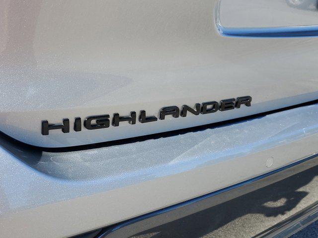 used 2021 Toyota Highlander car, priced at $36,650