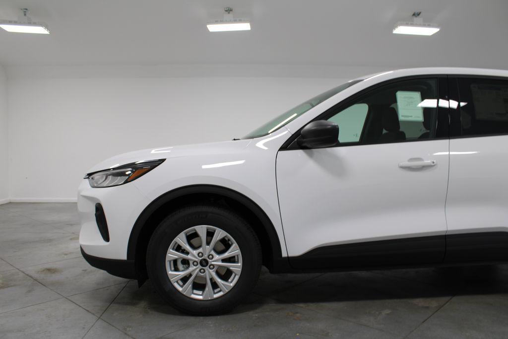 new 2025 Ford Escape car, priced at $24,991