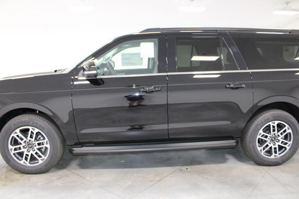 new 2025 Ford Expedition Max car, priced at $69,977