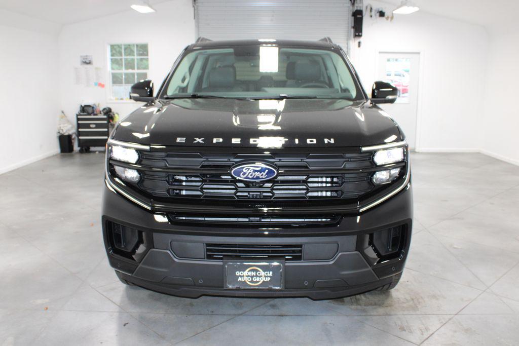 new 2025 Ford Expedition Max car, priced at $69,977