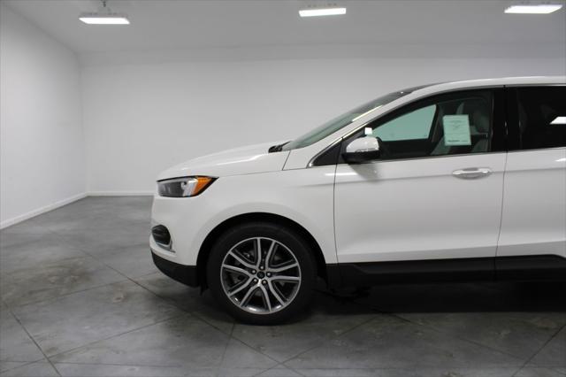 new 2024 Ford Edge car, priced at $40,452