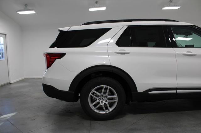 new 2025 Ford Explorer car, priced at $43,595