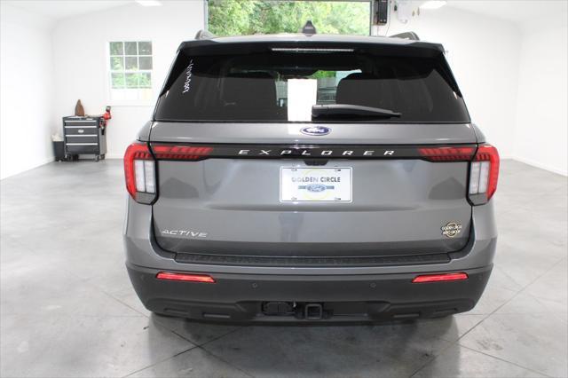 new 2025 Ford Explorer car, priced at $39,704