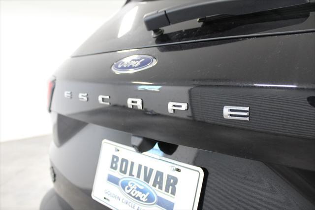 new 2025 Ford Escape car, priced at $44,500