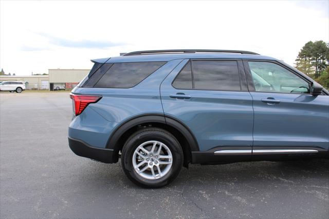 new 2025 Ford Explorer car, priced at $43,301