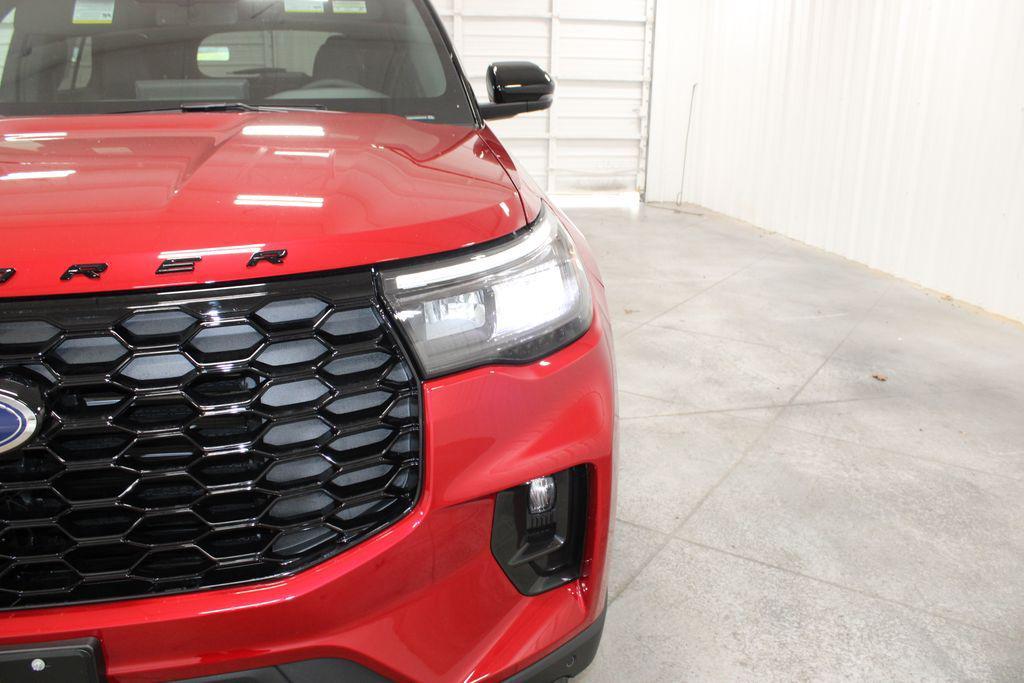 new 2025 Ford Explorer car, priced at $46,572