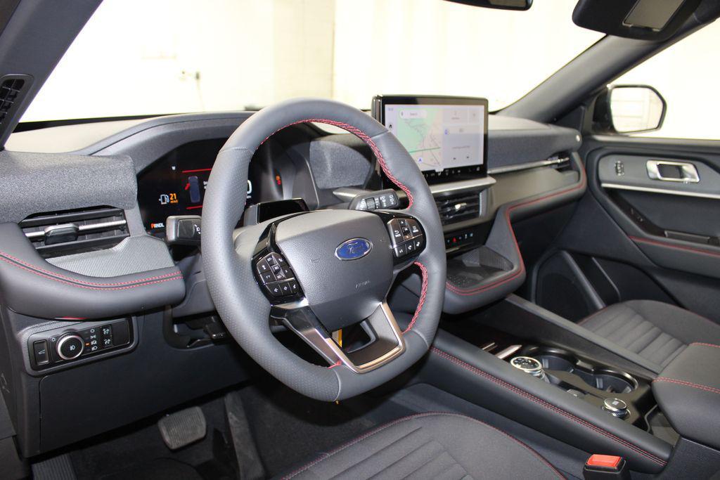 new 2025 Ford Explorer car, priced at $46,572
