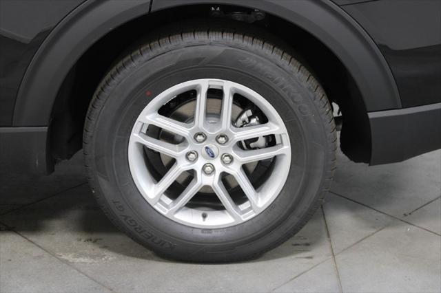 new 2025 Ford Explorer car, priced at $38,959