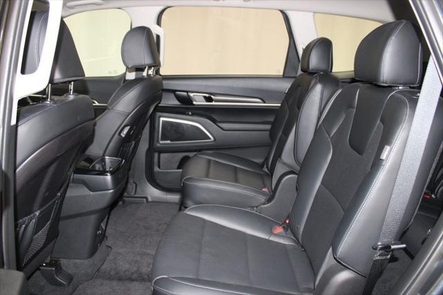 used 2024 Kia Telluride car, priced at $38,388