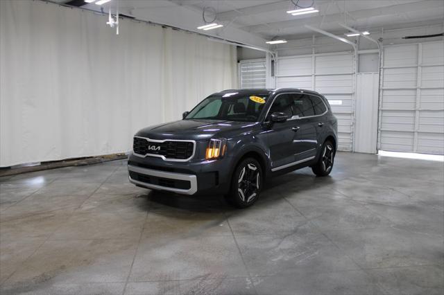 used 2024 Kia Telluride car, priced at $38,388