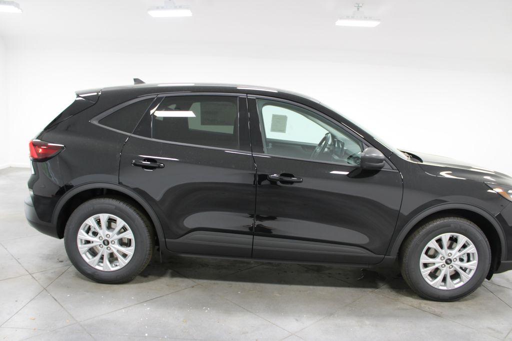 new 2025 Ford Escape car, priced at $25,999