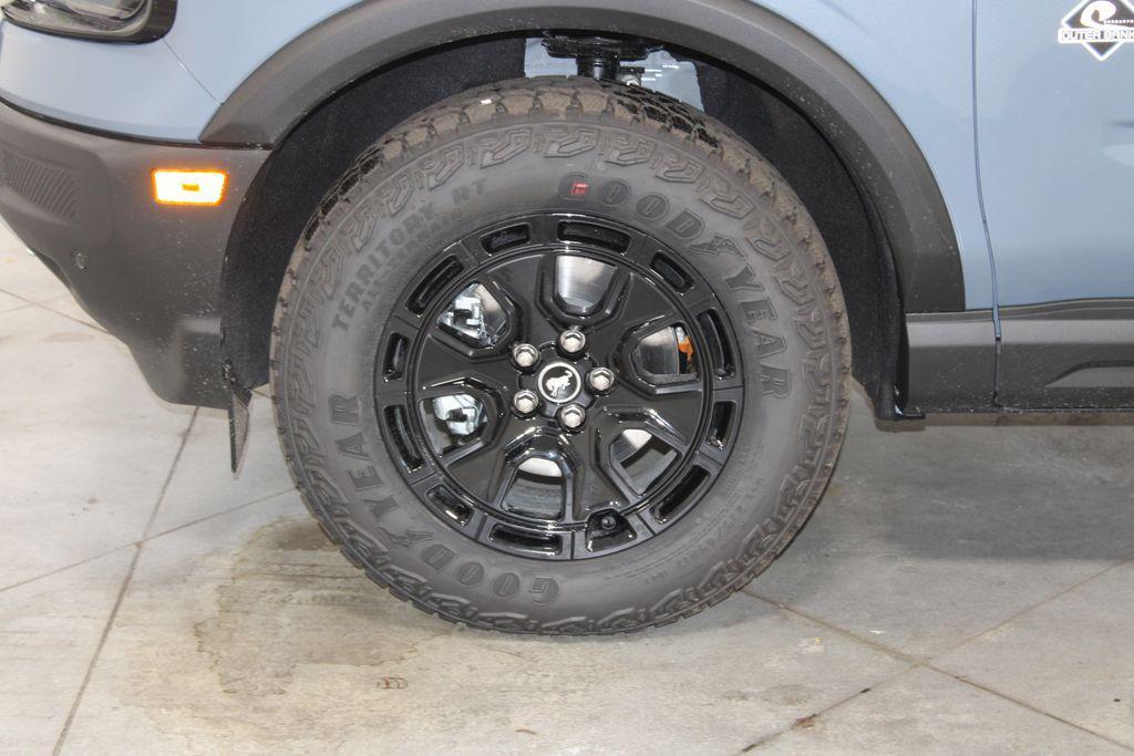 new 2025 Ford Bronco Sport car, priced at $40,701