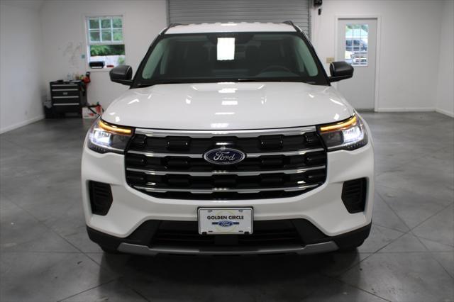 new 2025 Ford Explorer car, priced at $39,722
