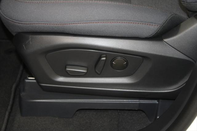 new 2025 Ford Explorer car, priced at $39,722