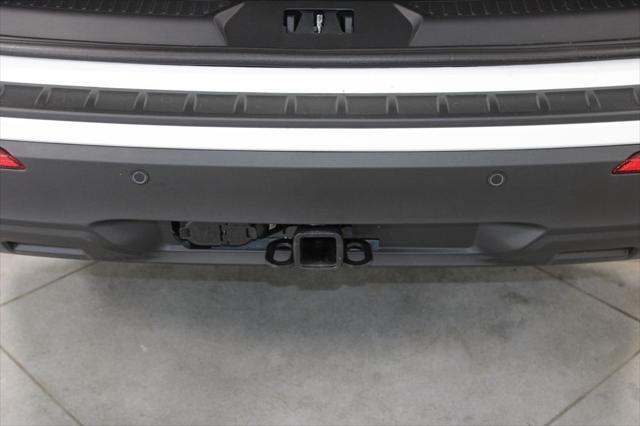 new 2025 Ford Explorer car, priced at $39,722