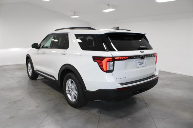 new 2025 Ford Explorer car, priced at $39,722