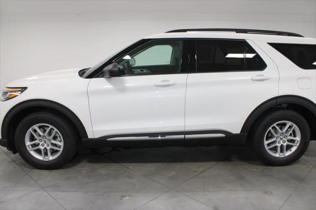 new 2025 Ford Explorer car, priced at $39,722