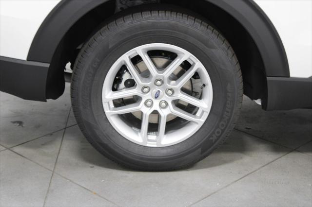 new 2025 Ford Explorer car, priced at $39,722