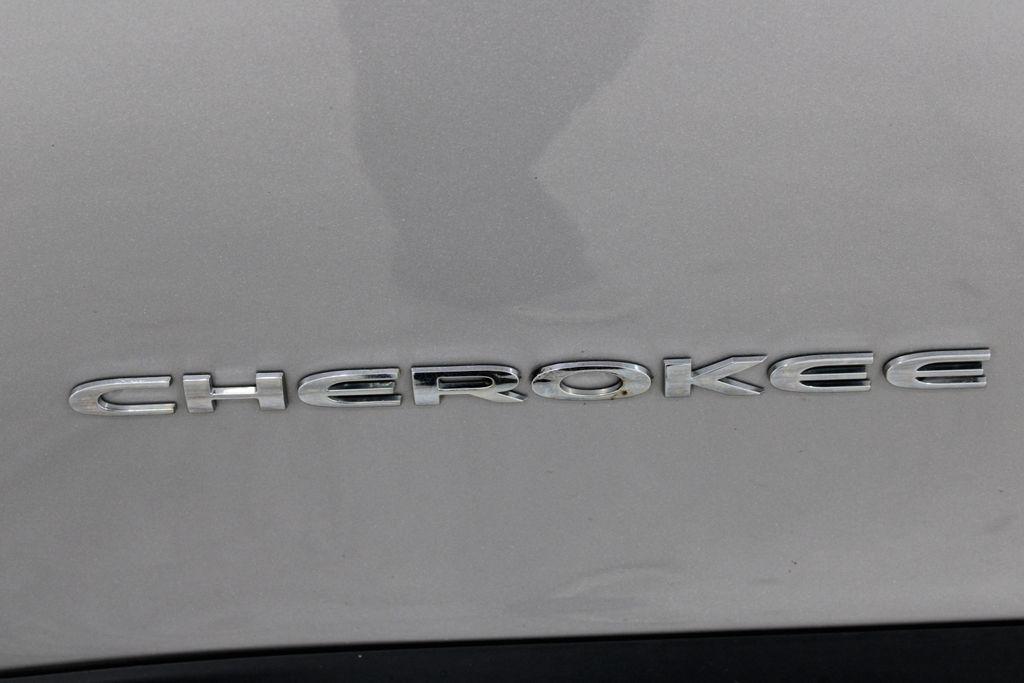 used 2018 Jeep Cherokee car, priced at $14,228