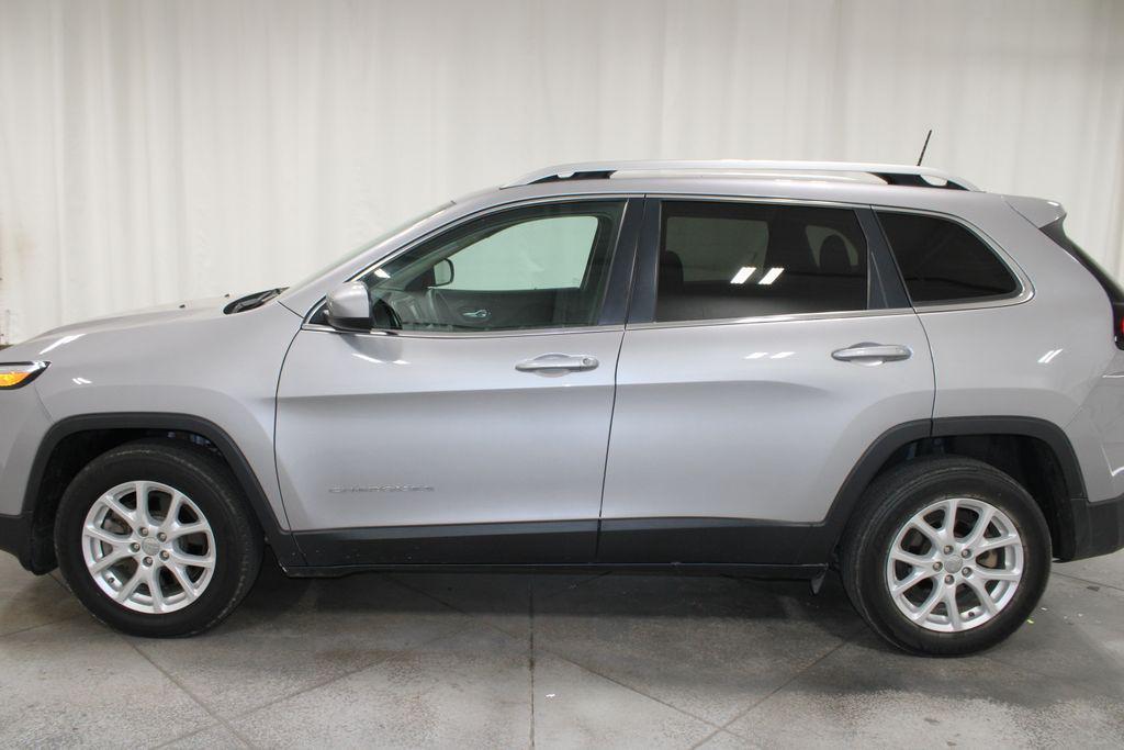 used 2018 Jeep Cherokee car, priced at $14,228