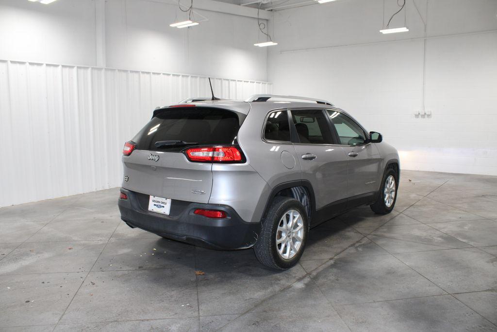 used 2018 Jeep Cherokee car, priced at $14,228