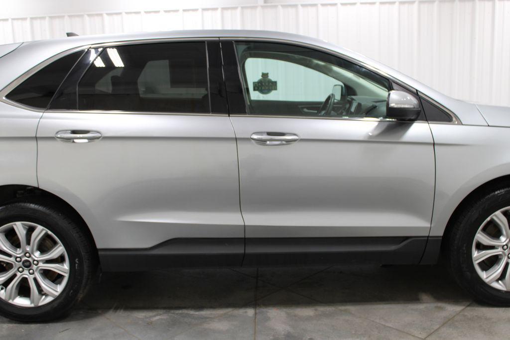used 2024 Ford Edge car, priced at $29,528