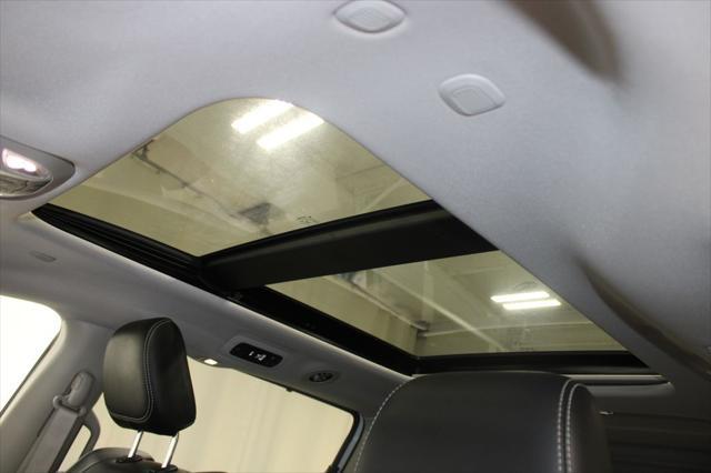 used 2022 Chrysler Pacifica car, priced at $35,138