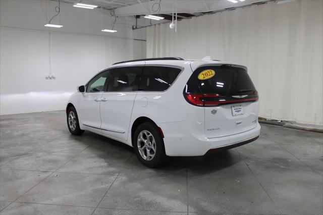 used 2022 Chrysler Pacifica car, priced at $35,138