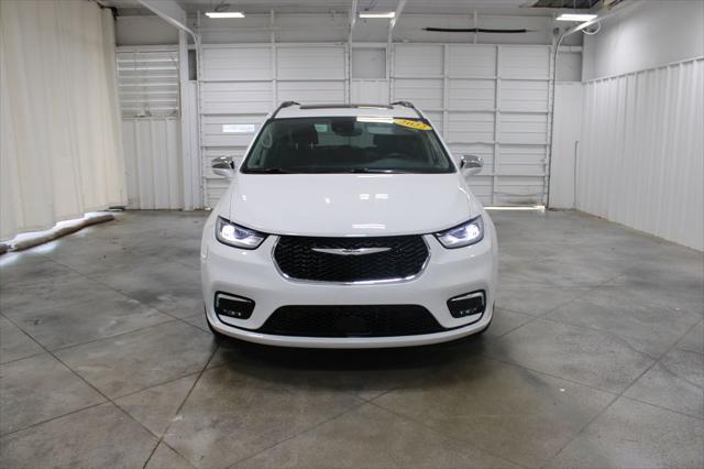 used 2022 Chrysler Pacifica car, priced at $35,138
