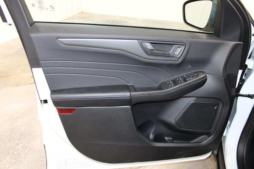 new 2025 Ford Escape car, priced at $24,498