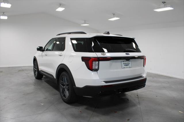 new 2025 Ford Explorer car, priced at $48,814