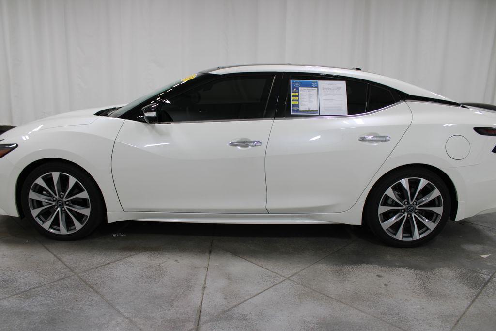used 2023 Nissan Maxima car, priced at $35,218