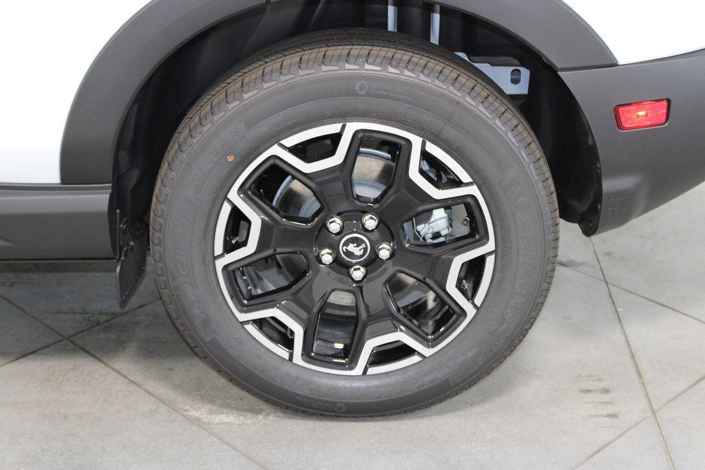 new 2025 Ford Bronco Sport car, priced at $36,883