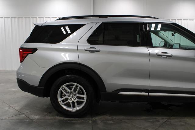 new 2025 Ford Explorer car, priced at $42,414