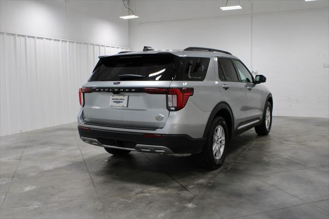 new 2025 Ford Explorer car, priced at $42,414